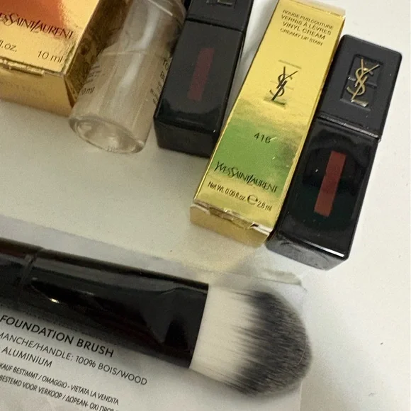 YSL makeup set - Picture 6 of 10